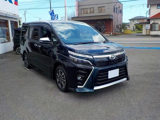 ヴォクシー ＺＳ煌２☆１オナ☆１０型ナビ☆後席Ｍ☆走行１．７万☆試乗ＯＫ　☆１０型ナビ☆フリップダウンモニター☆☆バックカメラ☆連動ＥＴＣ２．０☆前後ドラレコ☆軽減ブレーキ☆コーナーソナー☆ＬＥＤハイビーム☆両側電動ドア☆７人乗り☆車検９年６月迄☆走行１．７万☆試乗出来ます（6枚目）