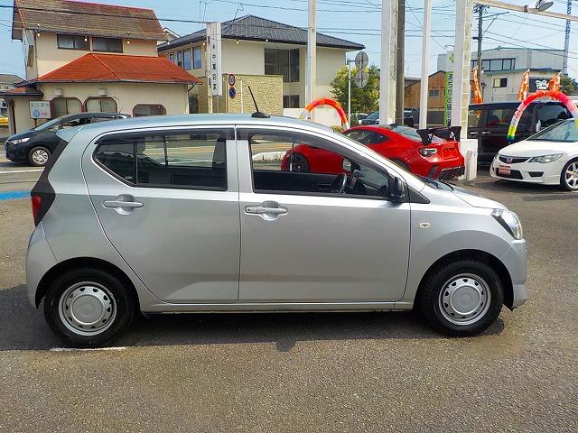 ミライース Ｌ　ＳＡＩＩＩ★メモリーナビ☆修復歴無し☆禁煙車☆　メモリーナビ☆Ｂｌｕｅｔｏｏｔｈ☆ＳＤ音楽再生☆バックカメラ☆コーナーセンサー☆衝突回避支援ブレーキ☆前後誤発進抑制☆車線逸脱警報☆アイドリングストップ☆オートハイビーム☆キーレス☆禁煙車☆（6枚目）