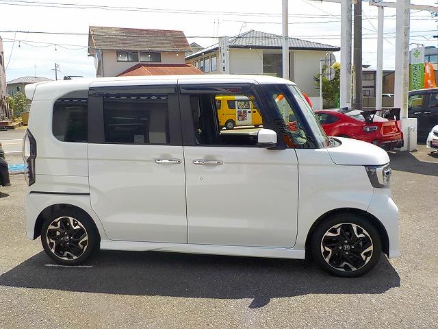 Ｎ－ＢＯＸカスタム Ｇ・Ｌターボホンダセンシング★８インチナビ☆禁煙車☆　純正８インチナビ☆フルセグ☆Ｂｔｏｏｔｈ☆ＤＶＤ再生☆音楽録音☆バックカメラ☆ナビ連動ＥＴＣ☆純正前後ドラレコ☆Ｗパワスラ☆パドルシフト☆ハーフレザー☆シートヒーター☆ＬＥＤオートハイビーム☆衝突軽減（6枚目）