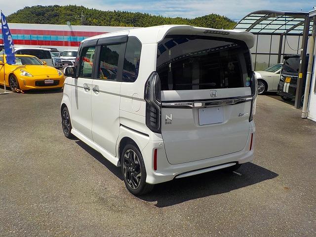 Ｎ－ＢＯＸカスタム Ｇ・Ｌターボホンダセンシング★８インチナビ☆禁煙車☆　純正８インチナビ☆フルセグ☆Ｂｔｏｏｔｈ☆ＤＶＤ再生☆音楽録音☆バックカメラ☆ナビ連動ＥＴＣ☆純正前後ドラレコ☆Ｗパワスラ☆パドルシフト☆ハーフレザー☆シートヒーター☆ＬＥＤオートハイビーム☆衝突軽減（9枚目）
