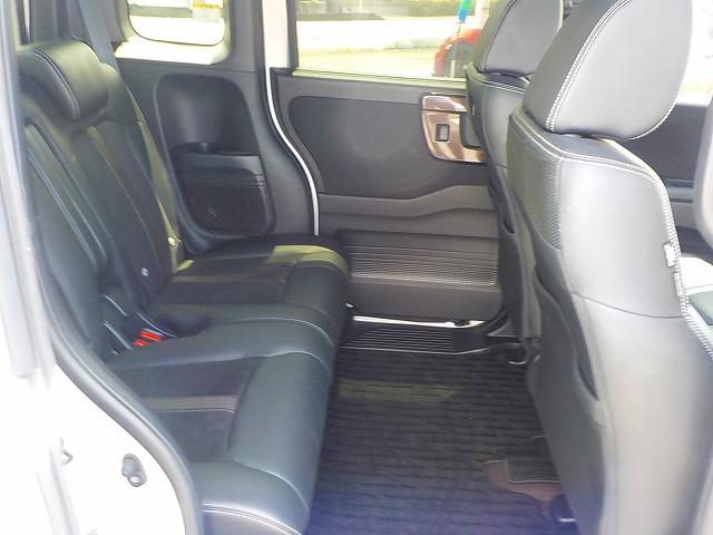 Ｎ－ＢＯＸカスタム Ｇ・Ｌターボホンダセンシング★８インチナビ☆禁煙車☆　純正８インチナビ☆フルセグ☆Ｂｔｏｏｔｈ☆ＤＶＤ再生☆音楽録音☆バックカメラ☆ナビ連動ＥＴＣ☆純正前後ドラレコ☆Ｗパワスラ☆パドルシフト☆ハーフレザー☆シートヒーター☆ＬＥＤオートハイビーム☆衝突軽減（42枚目）