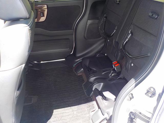Ｎ－ＢＯＸカスタム Ｇ・Ｌターボホンダセンシング★８インチナビ☆禁煙車☆　純正８インチナビ☆フルセグ☆Ｂｔｏｏｔｈ☆ＤＶＤ再生☆音楽録音☆バックカメラ☆ナビ連動ＥＴＣ☆純正前後ドラレコ☆Ｗパワスラ☆パドルシフト☆ハーフレザー☆シートヒーター☆ＬＥＤオートハイビーム☆衝突軽減（51枚目）