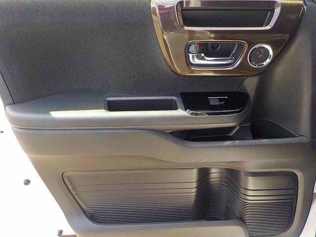 Ｎ－ＢＯＸカスタム Ｇ・Ｌターボホンダセンシング★８インチナビ☆禁煙車☆　純正８インチナビ☆フルセグ☆Ｂｔｏｏｔｈ☆ＤＶＤ再生☆音楽録音☆バックカメラ☆ナビ連動ＥＴＣ☆純正前後ドラレコ☆Ｗパワスラ☆パドルシフト☆ハーフレザー☆シートヒーター☆ＬＥＤオートハイビーム☆衝突軽減（58枚目）