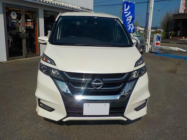 セレナ ＨＳーＶセレ☆９型ナビ☆後席Ｍ☆両側電動ドア☆試乗出来ます☆　軽減ブレーキ☆９型ナビ☆ブルーレイ＆ＤＶＤ再生☆Ｂｌｕｅｔｏｏｔｈ☆フリップダウンモニター☆ドラレコ☆ＥＴＣ☆ハンズフリー両側電動ドア☆ＬＥＤオートライト☆クルーズコントロール☆リアクーラー☆試乗ＯＫ（5枚目）