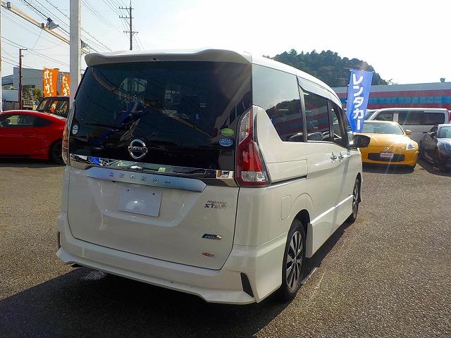 セレナ ＨＳーＶセレ☆９型ナビ☆後席Ｍ☆両側電動ドア☆試乗出来ます☆　軽減ブレーキ☆９型ナビ☆ブルーレイ＆ＤＶＤ再生☆Ｂｌｕｅｔｏｏｔｈ☆フリップダウンモニター☆ドラレコ☆ＥＴＣ☆ハンズフリー両側電動ドア☆ＬＥＤオートライト☆クルーズコントロール☆リアクーラー☆試乗ＯＫ（8枚目）