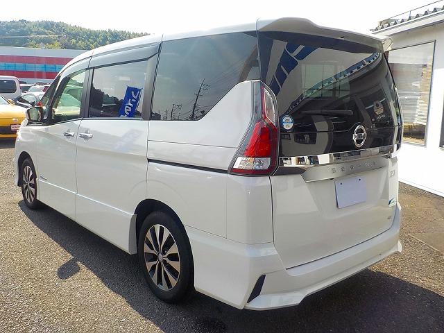 セレナ ＨＳーＶセレ☆９型ナビ☆後席Ｍ☆両側電動ドア☆試乗出来ます☆　軽減ブレーキ☆９型ナビ☆ブルーレイ＆ＤＶＤ再生☆Ｂｌｕｅｔｏｏｔｈ☆フリップダウンモニター☆ドラレコ☆ＥＴＣ☆ハンズフリー両側電動ドア☆ＬＥＤオートライト☆クルーズコントロール☆リアクーラー☆試乗ＯＫ（10枚目）