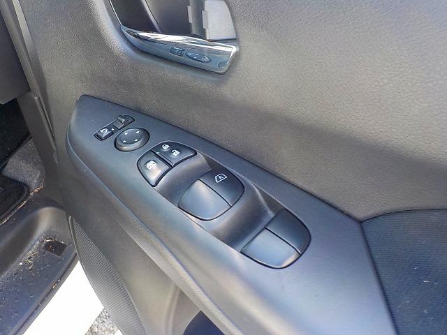 セレナ ＨＳーＶセレ☆９型ナビ☆後席Ｍ☆両側電動ドア☆試乗出来ます☆　軽減ブレーキ☆９型ナビ☆ブルーレイ＆ＤＶＤ再生☆Ｂｌｕｅｔｏｏｔｈ☆フリップダウンモニター☆ドラレコ☆ＥＴＣ☆ハンズフリー両側電動ドア☆ＬＥＤオートライト☆クルーズコントロール☆リアクーラー☆試乗ＯＫ（54枚目）
