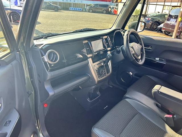 ハスラー Ｊスタイル２ターボ☆ツートンカラー☆全方位Ｍ☆走行１．９万ｋ　ツートンカラー☆ターボ☆半革シート☆ナビ☆Ｂｌｕｅｔｏｏｔｈ☆バックカメラ☆ＥＴＣ☆ドラレコ☆軽減ブレーキ☆車線逸脱警報☆前後誤発進抑制☆オートリトラミラー☆ＬＥＤオートライト☆走行１．９万☆試乗ＯＫ（49枚目）