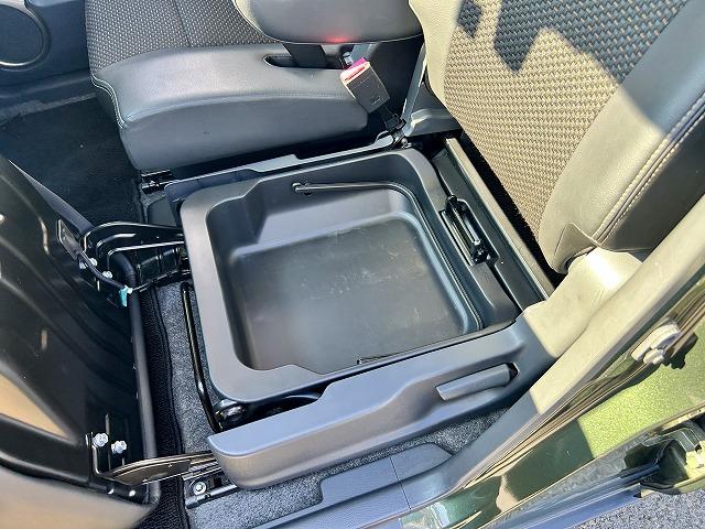 ハスラー Ｊスタイル２ターボ☆ツートンカラー☆全方位Ｍ☆走行１．９万ｋ　ツートンカラー☆ターボ☆半革シート☆ナビ☆Ｂｌｕｅｔｏｏｔｈ☆バックカメラ☆ＥＴＣ☆ドラレコ☆軽減ブレーキ☆車線逸脱警報☆前後誤発進抑制☆オートリトラミラー☆ＬＥＤオートライト☆走行１．９万☆試乗ＯＫ（51枚目）