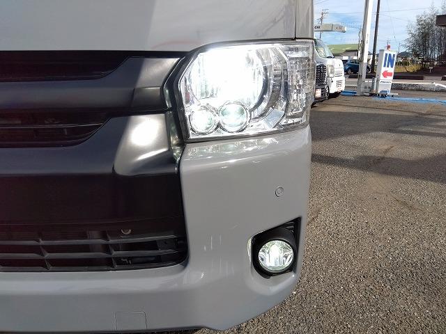 ハイエースワゴン DX ☆キャンピング仕様車☆修復歴無し☆ キャンピング仕様車・ベッドKIT・水道設備・冷蔵庫・網戸付ガラス・ヒッチメンバー・100V電源・SDナビ・フルセグ・DVD再生・音楽録音・バックカメラ・ETC・ミラー一体型ドラレコ・LEDヘッド・禁煙(15枚目)