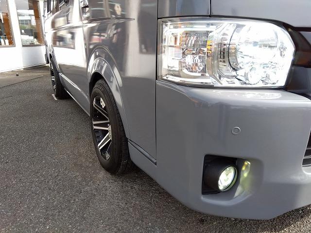 ハイエースワゴン DX ☆キャンピング仕様車☆修復歴無し☆ キャンピング仕様車・ベッドKIT・水道設備・冷蔵庫・網戸付ガラス・ヒッチメンバー・100V電源・SDナビ・フルセグ・DVD再生・音楽録音・バックカメラ・ETC・ミラー一体型ドラレコ・LEDヘッド・禁煙(19枚目)