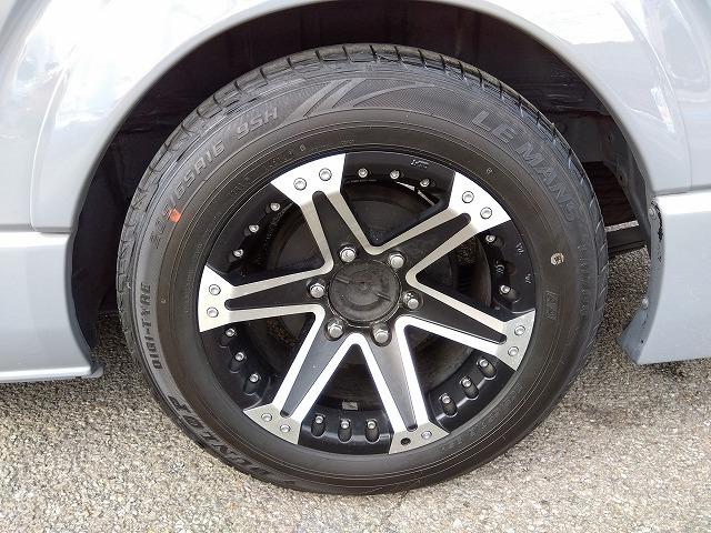 ハイエースワゴン DX ☆キャンピング仕様車☆修復歴無し☆ キャンピング仕様車・ベッドKIT・水道設備・冷蔵庫・網戸付ガラス・ヒッチメンバー・100V電源・SDナビ・フルセグ・DVD再生・音楽録音・バックカメラ・ETC・ミラー一体型ドラレコ・LEDヘッド・禁煙(24枚目)