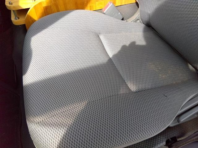 ハイエースワゴン DX ☆キャンピング仕様車☆修復歴無し☆ キャンピング仕様車・ベッドKIT・水道設備・冷蔵庫・網戸付ガラス・ヒッチメンバー・100V電源・SDナビ・フルセグ・DVD再生・音楽録音・バックカメラ・ETC・ミラー一体型ドラレコ・LEDヘッド・禁煙(35枚目)