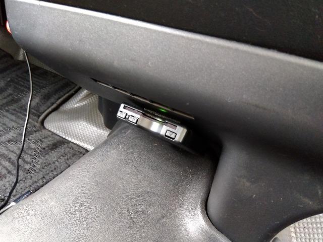 ハイエースワゴン DX ☆キャンピング仕様車☆修復歴無し☆ キャンピング仕様車・ベッドKIT・水道設備・冷蔵庫・網戸付ガラス・ヒッチメンバー・100V電源・SDナビ・フルセグ・DVD再生・音楽録音・バックカメラ・ETC・ミラー一体型ドラレコ・LEDヘッド・禁煙(67枚目)