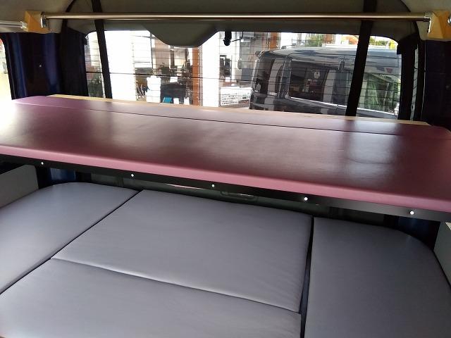 ハイエースワゴン DX ☆キャンピング仕様車☆修復歴無し☆ キャンピング仕様車・ベッドKIT・水道設備・冷蔵庫・網戸付ガラス・ヒッチメンバー・100V電源・SDナビ・フルセグ・DVD再生・音楽録音・バックカメラ・ETC・ミラー一体型ドラレコ・LEDヘッド・禁煙(75枚目)