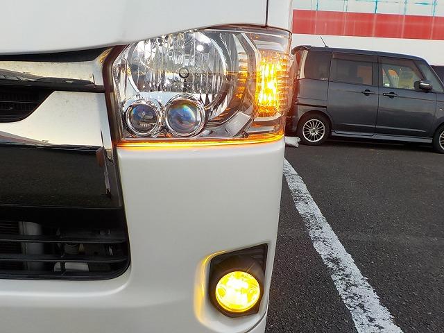 ハイエースバン スーパーＧＬダークプライム☆ナビ☆後席モニタ☆リアベット☆　メモリナビ・ＤＶＤ再生・ＢＴｏｏｔｈ・社外ツイーター＆サブウーハー＆天井スピーカー・後席１０型フリップダウン・リアベットＫＩＴ・社外ボンネット・ＬＥＤオートライト・ダウンブロック・デイトナホイール（63枚目）