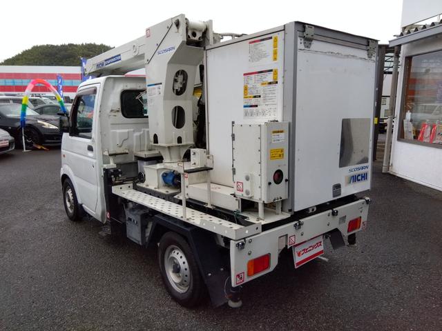 キャリイトラック 高所作業車☆4WD☆キャブシャシーアオリなし☆試乗出来ます☆ アイチコーポレーション製高所作業車☆5速マニュアル☆4WD☆ETC☆バックカメラ付デジタルインナーミラー☆コーナーソナー☆ナビTV☆ヘッドライトレベライザー☆エアコン☆走行4.4万km☆試乗出来ます☆(6枚目)