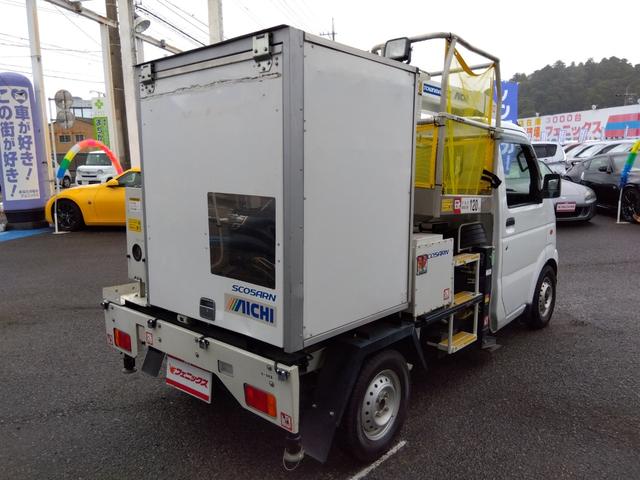 キャリイトラック 高所作業車☆4WD☆キャブシャシーアオリなし☆試乗出来ます☆ アイチコーポレーション製高所作業車☆5速マニュアル☆4WD☆ETC☆バックカメラ付デジタルインナーミラー☆コーナーソナー☆ナビTV☆ヘッドライトレベライザー☆エアコン☆走行4.4万km☆試乗出来ます☆(8枚目)