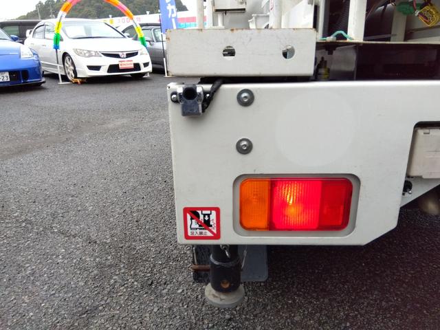 キャリイトラック 高所作業車☆4WD☆キャブシャシーアオリなし☆試乗出来ます☆ アイチコーポレーション製高所作業車☆5速マニュアル☆4WD☆ETC☆バックカメラ付デジタルインナーミラー☆コーナーソナー☆ナビTV☆ヘッドライトレベライザー☆エアコン☆走行4.4万km☆試乗出来ます☆(23枚目)