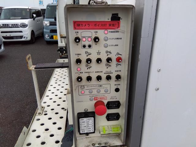 キャリイトラック 高所作業車☆4WD☆キャブシャシーアオリなし☆試乗出来ます☆ アイチコーポレーション製高所作業車☆5速マニュアル☆4WD☆ETC☆バックカメラ付デジタルインナーミラー☆コーナーソナー☆ナビTV☆ヘッドライトレベライザー☆エアコン☆走行4.4万km☆試乗出来ます☆(47枚目)