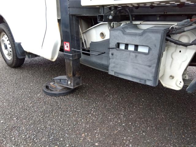 キャリイトラック 高所作業車☆4WD☆キャブシャシーアオリなし☆試乗出来ます☆ アイチコーポレーション製高所作業車☆5速マニュアル☆4WD☆ETC☆バックカメラ付デジタルインナーミラー☆コーナーソナー☆ナビTV☆ヘッドライトレベライザー☆エアコン☆走行4.4万km☆試乗出来ます☆(49枚目)