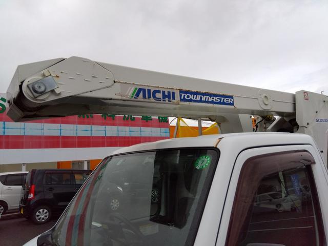 キャリイトラック 高所作業車☆4WD☆キャブシャシーアオリなし☆試乗出来ます☆ アイチコーポレーション製高所作業車☆5速マニュアル☆4WD☆ETC☆バックカメラ付デジタルインナーミラー☆コーナーソナー☆ナビTV☆ヘッドライトレベライザー☆エアコン☆走行4.4万km☆試乗出来ます☆(60枚目)