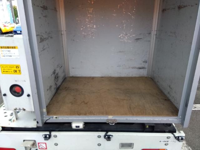 キャリイトラック 高所作業車☆4WD☆キャブシャシーアオリなし☆試乗出来ます☆ アイチコーポレーション製高所作業車☆5速マニュアル☆4WD☆ETC☆バックカメラ付デジタルインナーミラー☆コーナーソナー☆ナビTV☆ヘッドライトレベライザー☆エアコン☆走行4.4万km☆試乗出来ます☆(63枚目)