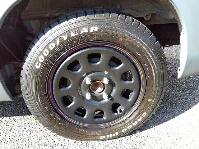 プロボックス ＧＬ☆デイトナホイール☆安心チェーンベルト☆ＮＥＷペイント済　デイトナ１４インチホイール☆ＮＥＷペイント済☆安心チェーンベルト☆専用オーディオ☆ドアバイザー☆ラバーマット☆キーレスキー☆パワーウインドウ☆ヘッドライトレベライザー☆横滑り防止☆電格ミラー☆試乗ＯＫ（24枚目）