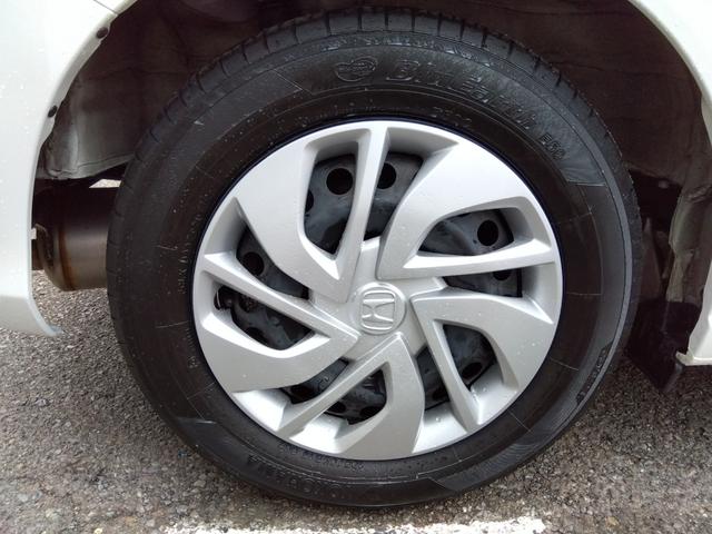 フリード Ｇ☆８型ナビ☆後席Ｍ☆禁煙車☆６人乗☆走行２．４万☆試乗ＯＫ　８型ナビ☆☆Ｂｌｕｅｔｏｏｔｈ☆バックカメラ☆ＥＴＣ☆フリップダウンモニター☆シートヒーター☆ミラー＆ワイパーヒーター☆ホンダセンシング☆レーダークルーズ操舵支援☆両側電動ドア☆走行２．４万☆試乗ＯＫ（25枚目）