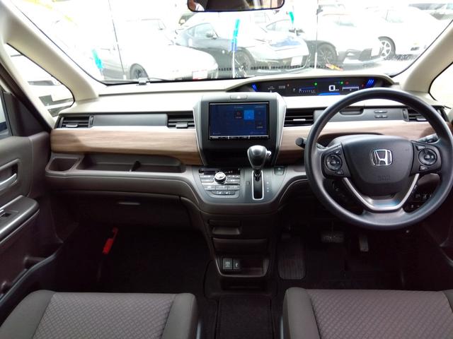 フリード Ｇ☆８型ナビ☆後席Ｍ☆禁煙車☆６人乗☆走行２．４万☆試乗ＯＫ　８型ナビ☆☆Ｂｌｕｅｔｏｏｔｈ☆バックカメラ☆ＥＴＣ☆フリップダウンモニター☆シートヒーター☆ミラー＆ワイパーヒーター☆ホンダセンシング☆レーダークルーズ操舵支援☆両側電動ドア☆走行２．４万☆試乗ＯＫ（31枚目）