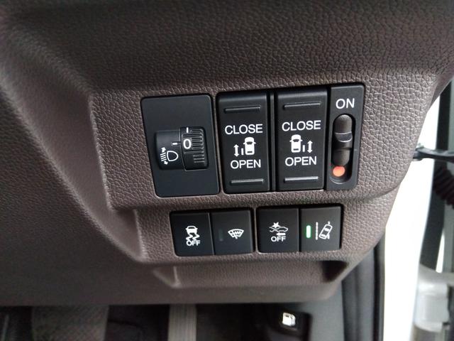 フリード Ｇ☆８型ナビ☆後席Ｍ☆禁煙車☆６人乗☆走行２．４万☆試乗ＯＫ　８型ナビ☆☆Ｂｌｕｅｔｏｏｔｈ☆バックカメラ☆ＥＴＣ☆フリップダウンモニター☆シートヒーター☆ミラー＆ワイパーヒーター☆ホンダセンシング☆レーダークルーズ操舵支援☆両側電動ドア☆走行２．４万☆試乗ＯＫ（59枚目）