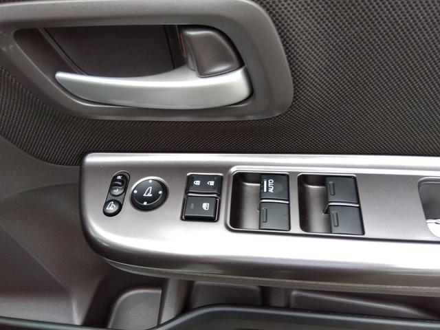 フリード Ｇ☆８型ナビ☆後席Ｍ☆禁煙車☆６人乗☆走行２．４万☆試乗ＯＫ　８型ナビ☆☆Ｂｌｕｅｔｏｏｔｈ☆バックカメラ☆ＥＴＣ☆フリップダウンモニター☆シートヒーター☆ミラー＆ワイパーヒーター☆ホンダセンシング☆レーダークルーズ操舵支援☆両側電動ドア☆走行２．４万☆試乗ＯＫ（62枚目）