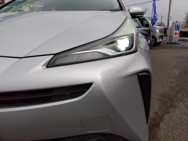 プリウス E☆後期型☆プリクラッシュ☆ナビ☆走行1.2万km☆試乗OK ☆後期型☆ナビ☆Bluetooth☆バックカメラ☆ETC☆LEDオートハイビーム☆プリクラッシュ☆レーダークルーズ☆ふらつき検知☆SOSコール対応☆オートリトラウィンカーミラー☆走行1.2万☆試乗OK(15枚目)