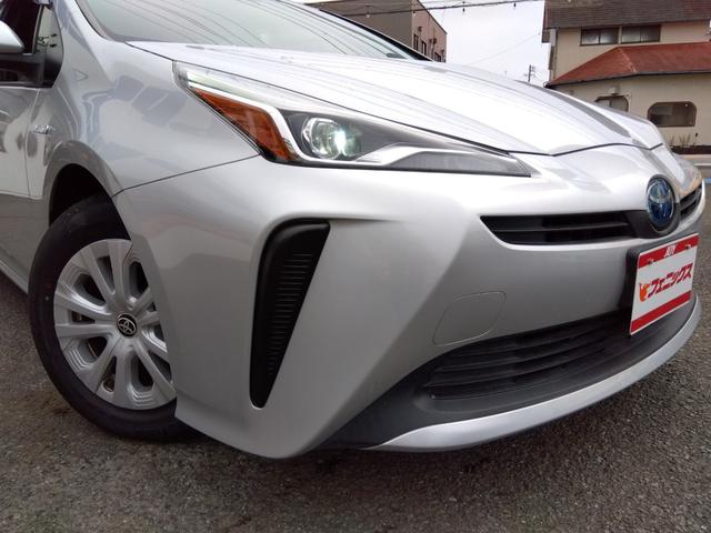 プリウス E☆後期型☆プリクラッシュ☆ナビ☆走行1.2万km☆試乗OK ☆後期型☆ナビ☆Bluetooth☆バックカメラ☆ETC☆LEDオートハイビーム☆プリクラッシュ☆レーダークルーズ☆ふらつき検知☆SOSコール対応☆オートリトラウィンカーミラー☆走行1.2万☆試乗OK(18枚目)