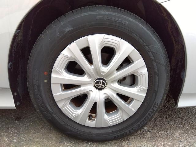 プリウス E☆後期型☆プリクラッシュ☆ナビ☆走行1.2万km☆試乗OK ☆後期型☆ナビ☆Bluetooth☆バックカメラ☆ETC☆LEDオートハイビーム☆プリクラッシュ☆レーダークルーズ☆ふらつき検知☆SOSコール対応☆オートリトラウィンカーミラー☆走行1.2万☆試乗OK(26枚目)