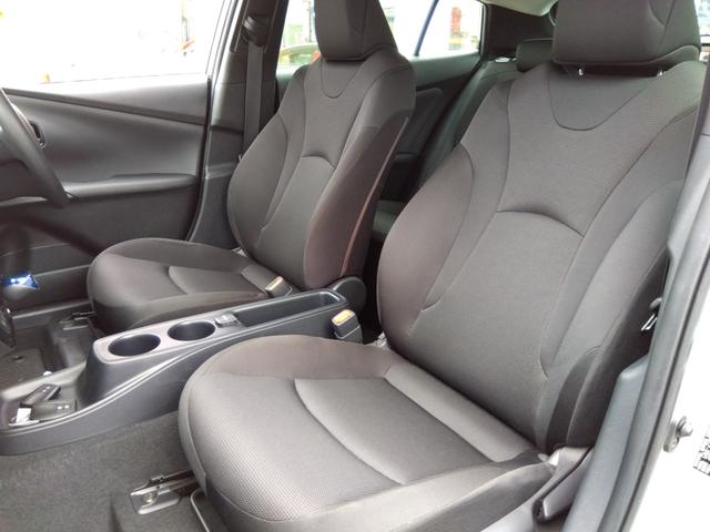 プリウス E☆後期型☆プリクラッシュ☆ナビ☆走行1.2万km☆試乗OK ☆後期型☆ナビ☆Bluetooth☆バックカメラ☆ETC☆LEDオートハイビーム☆プリクラッシュ☆レーダークルーズ☆ふらつき検知☆SOSコール対応☆オートリトラウィンカーミラー☆走行1.2万☆試乗OK(33枚目)