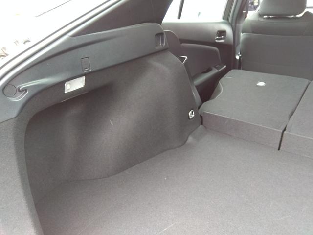 プリウス E☆後期型☆プリクラッシュ☆ナビ☆走行1.2万km☆試乗OK ☆後期型☆ナビ☆Bluetooth☆バックカメラ☆ETC☆LEDオートハイビーム☆プリクラッシュ☆レーダークルーズ☆ふらつき検知☆SOSコール対応☆オートリトラウィンカーミラー☆走行1.2万☆試乗OK(43枚目)