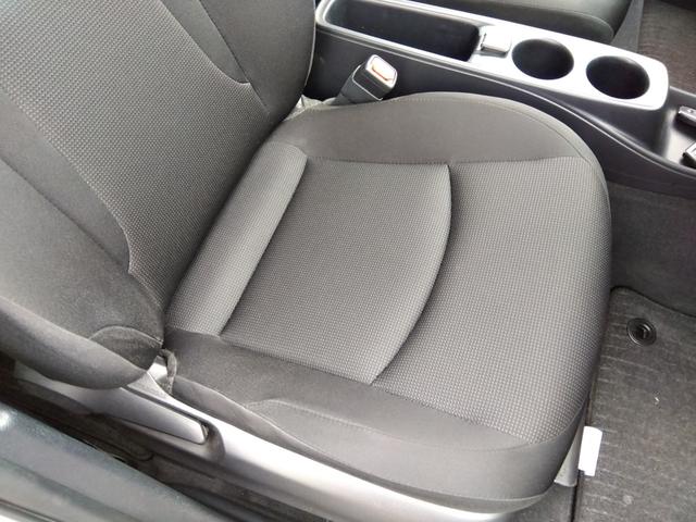 プリウス E☆後期型☆プリクラッシュ☆ナビ☆走行1.2万km☆試乗OK ☆後期型☆ナビ☆Bluetooth☆バックカメラ☆ETC☆LEDオートハイビーム☆プリクラッシュ☆レーダークルーズ☆ふらつき検知☆SOSコール対応☆オートリトラウィンカーミラー☆走行1.2万☆試乗OK(50枚目)