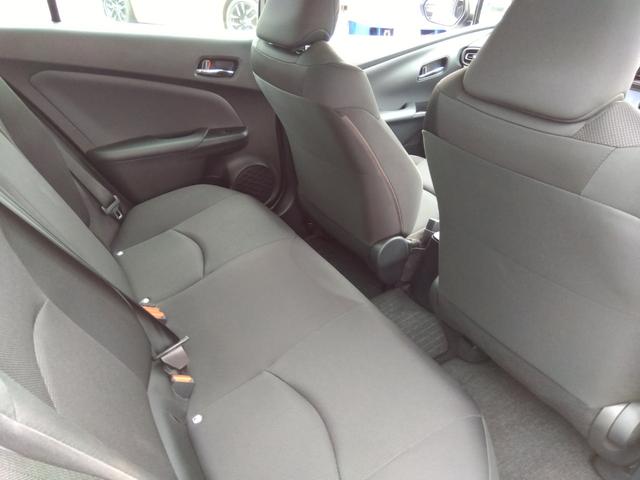 プリウス E☆後期型☆プリクラッシュ☆ナビ☆走行1.2万km☆試乗OK ☆後期型☆ナビ☆Bluetooth☆バックカメラ☆ETC☆LEDオートハイビーム☆プリクラッシュ☆レーダークルーズ☆ふらつき検知☆SOSコール対応☆オートリトラウィンカーミラー☆走行1.2万☆試乗OK(70枚目)
