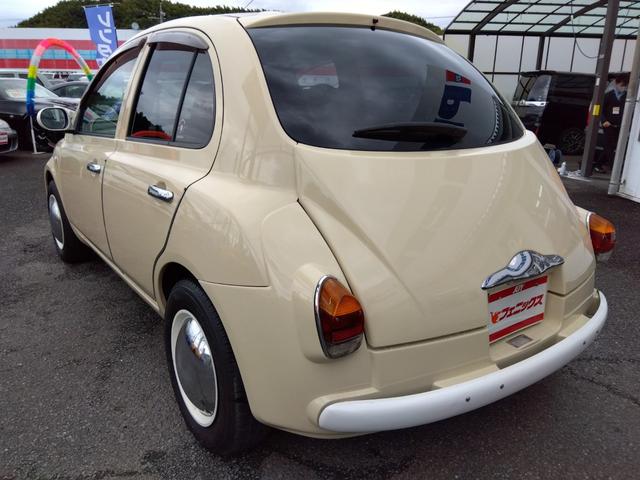 マーチ Good Wood Park製バービー仕様☆修復無☆禁煙車☆ Good Wood Park製ハービー仕様☆専用ホイールキャップ☆メモリナビ☆DVD再生☆Bluetooth☆ETC☆オートリトラミラー☆オートライト☆キーレス☆車検9年4月迄☆走行5.4万☆試乗OK(8枚目)