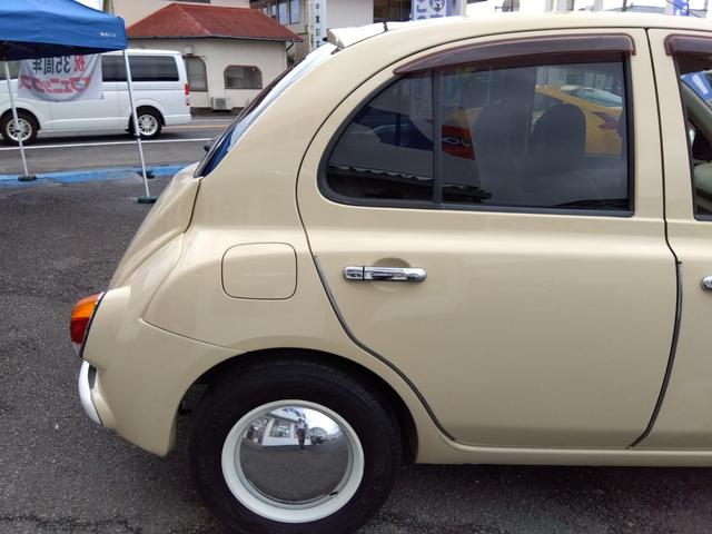 マーチ Good Wood Park製バービー仕様☆修復無☆禁煙車☆ Good Wood Park製ハービー仕様☆専用ホイールキャップ☆メモリナビ☆DVD再生☆Bluetooth☆ETC☆オートリトラミラー☆オートライト☆キーレス☆車検9年4月迄☆走行5.4万☆試乗OK(13枚目)