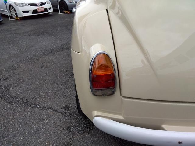 マーチ Good Wood Park製バービー仕様☆修復無☆禁煙車☆ Good Wood Park製ハービー仕様☆専用ホイールキャップ☆メモリナビ☆DVD再生☆Bluetooth☆ETC☆オートリトラミラー☆オートライト☆キーレス☆車検9年4月迄☆走行5.4万☆試乗OK(28枚目)