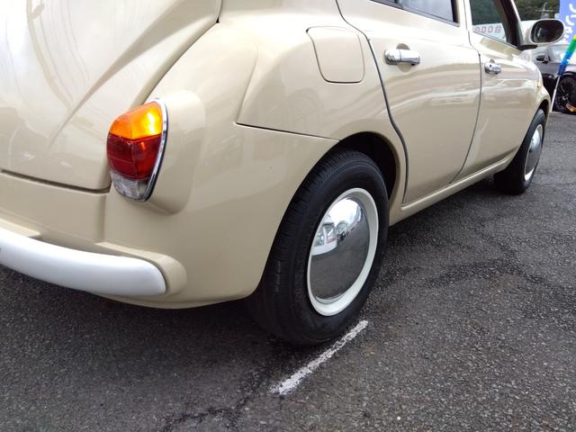 マーチ Good Wood Park製バービー仕様☆修復無☆禁煙車☆ Good Wood Park製ハービー仕様☆専用ホイールキャップ☆メモリナビ☆DVD再生☆Bluetooth☆ETC☆オートリトラミラー☆オートライト☆キーレス☆車検9年4月迄☆走行5.4万☆試乗OK(31枚目)