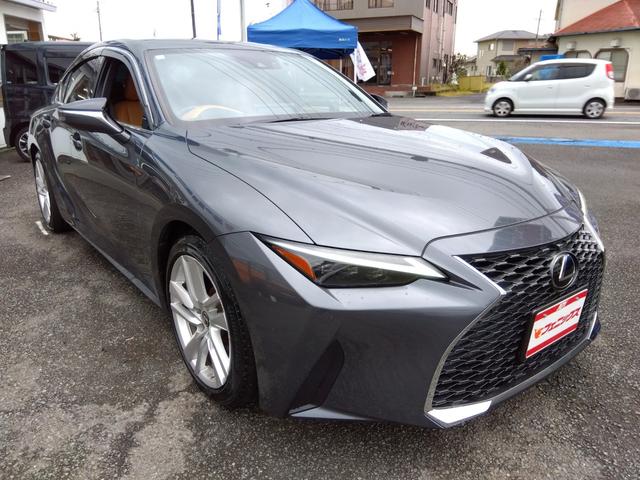 IS IS300☆後期型☆本革S☆サンルーフ☆10型ナビ☆試乗OK 10型ナビ☆スマフォ連携AppleCar&Andoroid☆全方位カメラ☆ドラレコ☆ブラウン革&ヒーター☆サンルーフ☆プリクラッシュ操舵支援☆BSM☆コーナーソナー☆後期型☆走行2.8万km☆試乗OK(4枚目)