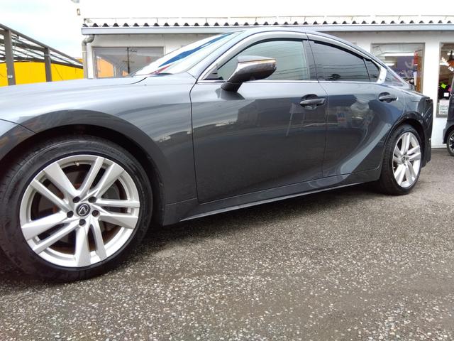 IS IS300☆後期型☆本革S☆サンルーフ☆10型ナビ☆試乗OK 10型ナビ☆スマフォ連携AppleCar&Andoroid☆全方位カメラ☆ドラレコ☆ブラウン革&ヒーター☆サンルーフ☆プリクラッシュ操舵支援☆BSM☆コーナーソナー☆後期型☆走行2.8万km☆試乗OK(22枚目)