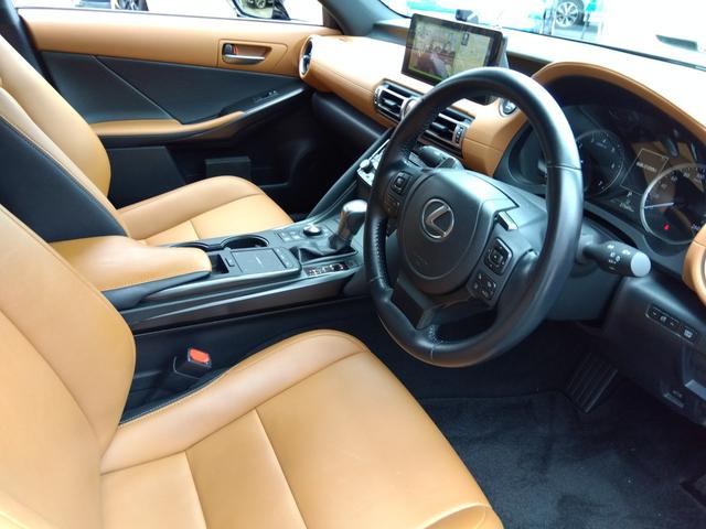 IS IS300☆後期型☆本革S☆サンルーフ☆10型ナビ☆試乗OK 10型ナビ☆スマフォ連携AppleCar&Andoroid☆全方位カメラ☆ドラレコ☆ブラウン革&ヒーター☆サンルーフ☆プリクラッシュ操舵支援☆BSM☆コーナーソナー☆後期型☆走行2.8万km☆試乗OK(69枚目)