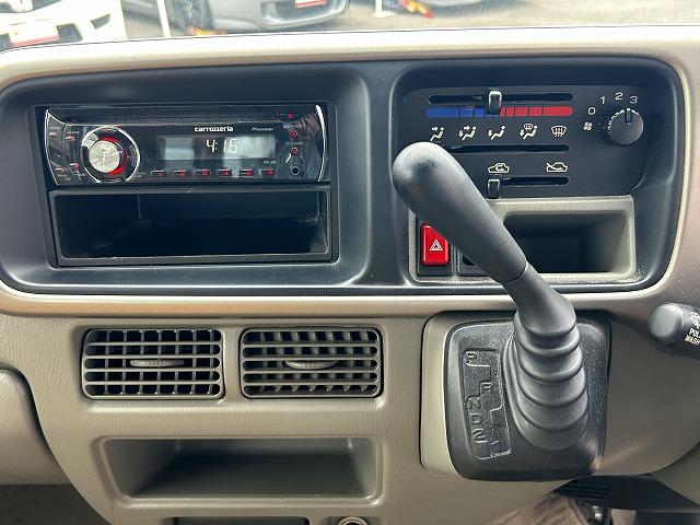 ディアスワゴン スーパーチャージャー☆オートマ☆禁煙車☆試乗出来ます☆ スーパーチャージャー☆専用オーディオ☆フロントパワーウィンドゥ☆リモコンミラー☆後席ヒーター☆バンパーフォグ☆オーバーヘッドシェルフ☆キーレス☆リアスポイラー☆両側スライドドア☆走行8.1万☆試乗OK(18枚目)