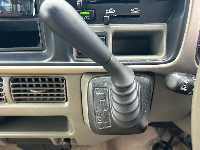 ディアスワゴン スーパーチャージャー☆オートマ☆禁煙車☆試乗出来ます☆ スーパーチャージャー☆専用オーディオ☆フロントパワーウィンドゥ☆リモコンミラー☆後席ヒーター☆バンパーフォグ☆オーバーヘッドシェルフ☆キーレス☆リアスポイラー☆両側スライドドア☆走行8.1万☆試乗OK(21枚目)