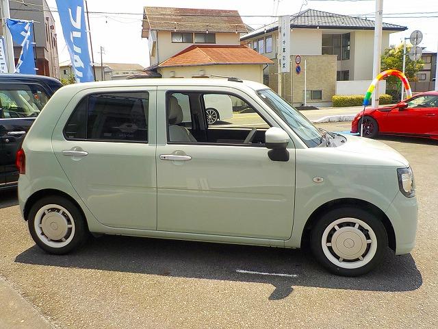 ミラトコット G SAIII☆SDDナビ☆全方位カメラ☆前席ヒーター☆ SDDナビ・DVD再生・CD録音・BTooth・NaviCon対応・ETC・全方位カメラ・ドラレコ・クリアランスソナー・前席ヒーター・オートリトラミラー・LEDオートハイビーム・衝突軽減・軽度の冠水歴(5枚目)