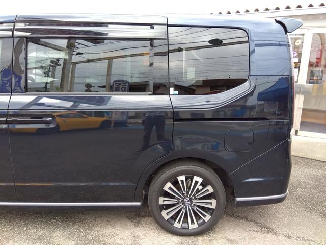 ステップワゴン ｅ：ＨＥＶスパーダ☆プレミアム☆１１型ナビ☆後席１０型モニタ　純正１１型ナビ・スマフォ連携Ａｐｐｌｅ＆Ａｎｄｒｏｉｄ・ホンダトータルケア対応・後席１０型フリップ・ナビ連動前後ドラレコ＆ＥＴＣ・全方位カメラ・ハーフレザー前後ヒーター・コーナーソナー・運転支援（7枚目）